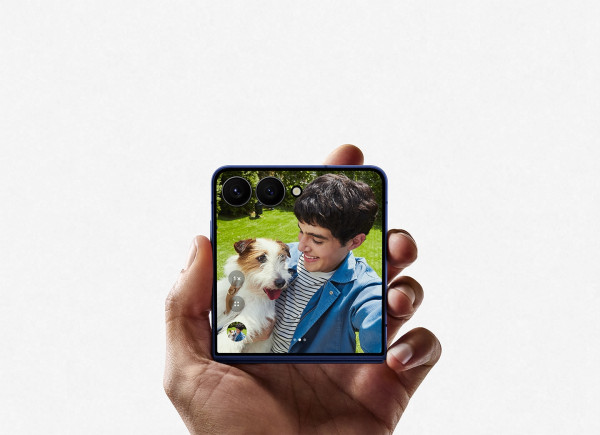 Samsung Galaxy Z Flip7: Revolusi AI di Saku, atau Sekadar Upgrade Mahal?
