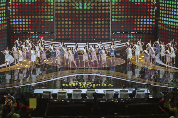 Persembahan Spektakuler 38 Finalis Buka Grand Final Miss Indonesia 2025