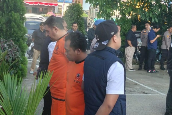 Polda Jabar Gerebek Pabrik Sabu Sindikat Narkoba Golden Crescent, 1 Warga Iran Ditangkap