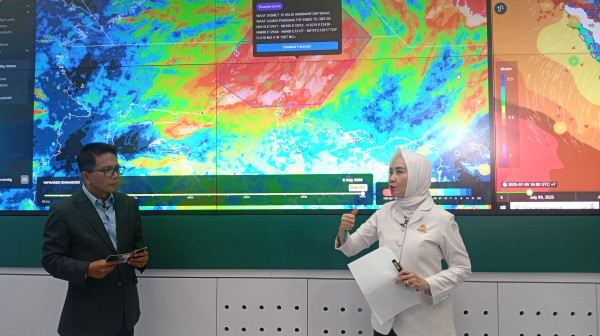Peringatan Dini BMKG, Waspada Banjir Rob di 20 Provinsi