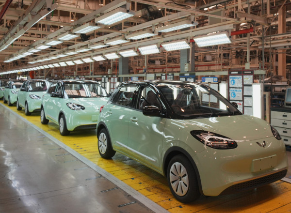 Raja EV Wuling Dapat Mahkota Baru: Bedah Total New BinguoEV dan Ancaman Seriusnya