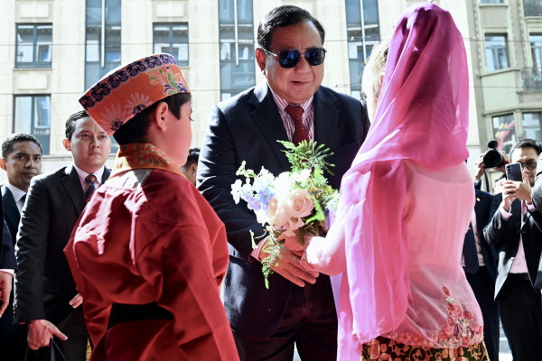 Suasana Hangat dan Penuh Keakraban Prabowo Bersama Diaspora di Belgia