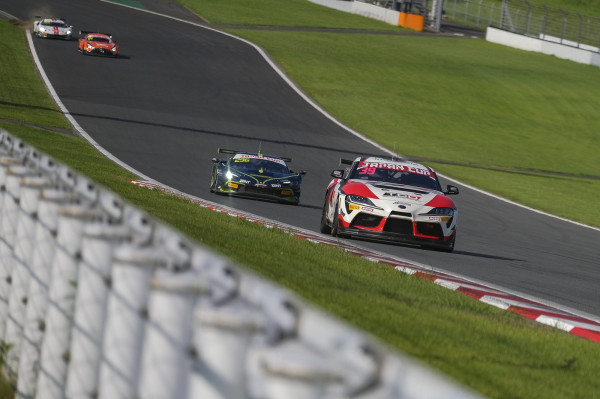 Monster Supra Mengamuk di Kandang Sendiri: Taktik Sempurna TGRI Hancurkan Fuji Speedway