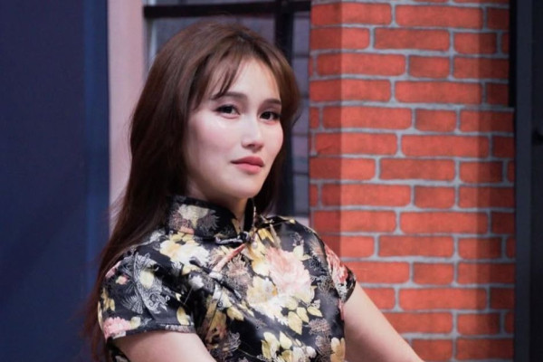 Karaoke Ayu Ting Ting Disomasi, Diduga Langgar Hak Cipta Lagu Usman Hitu