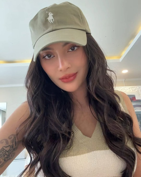 Erika Carlina Blak-blakan Hamil 9 Bulan, Ini Pengakuannya