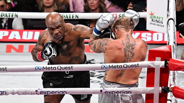 10 Petinju dengan Pendapatan Tertinggi Sepanjang Masa: Oleksandr Usyk Masuk 3 Besar!