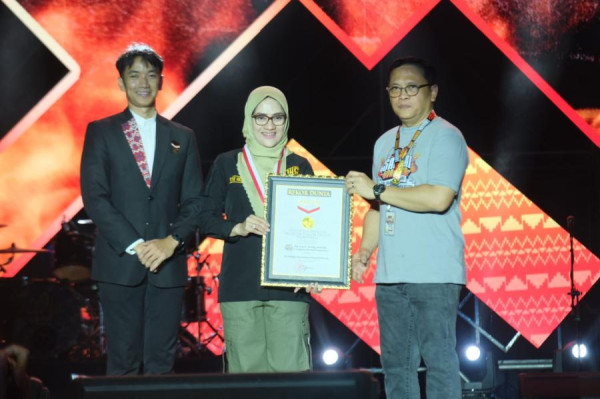 Saburai Grand Jam 2025 Pecahkan Rekor MURI, Satukan 1.308 Musisi dalam Orkestra Kolaboratif Inklusif
