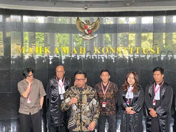Sammy Simorangkir Curhat ke MK Dilarang Nyanyikan Lagu Kerispatih, Harus Bayar Rp5 Juta