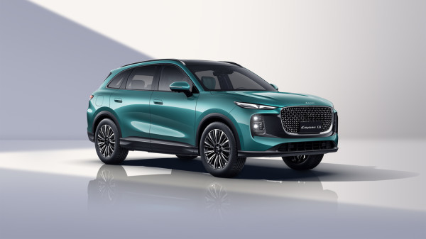 Janji Manis Lepas di GIIAS 2025: Pamer 3 Mobil, tapi Kapan Bisa Dibeli? Harga Masih Misteri!