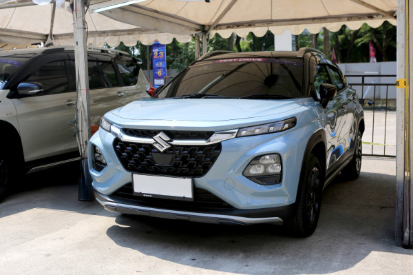 Antrean Mengular Demi Sang Primadona Baru: 66% Pengunjung GIIAS Pilih Siksa Suzuki Fronx, Ini Kata Mereka