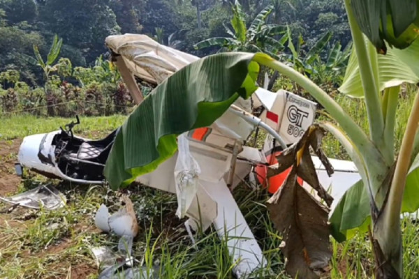 Penampakan Kondisi Pesawat Latih FASI Jatuh di Ciampea Bogor