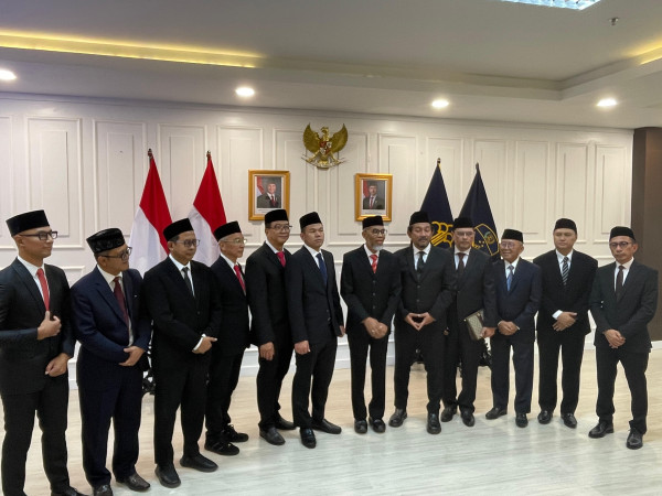 Kemenkum Lantik 10 Komisioner LMKN 2025-2028, Termasuk Marcell Siahaan dan Makki Ungu