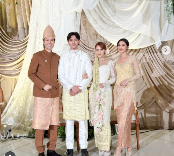 Pesona Nadin Amizah dalam Kebaya Putih di Hari Pernikahannya dengan Faishal Tanjung