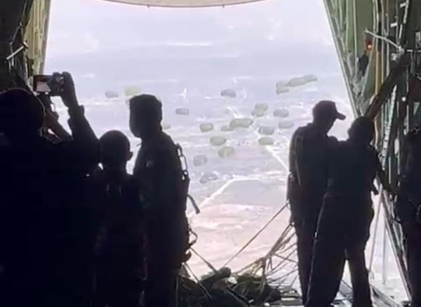 BAZNAS RI Kembali Salurkan Bantuan Kemanusiaan ke Gaza lewat Airdrop Tahap II