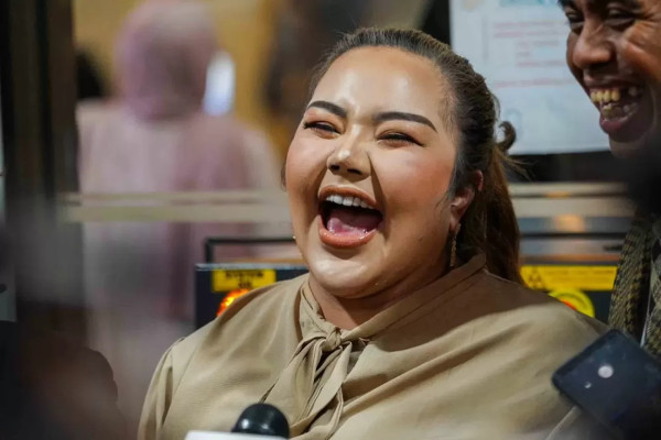 Pengacara Minta Lisa Mariana Legawa Terima Hasil Tes DNA Ridwan Kamil Negatif