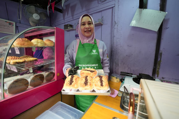 BAZNAS RI Sukses Kembangkan Usaha Pastry UMKM Binaan hingga Raup Rp30 Juta Per Bulan