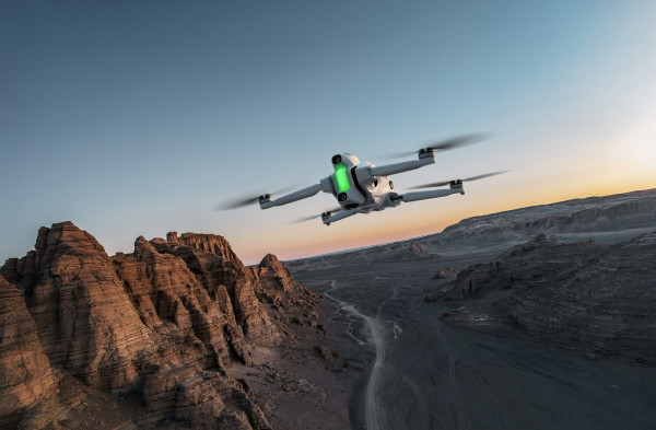 Raja Drone DJI Terancam? Antigravity A1 Meluncur, Drone Siluman Perekam Video 8K 360 Derajat