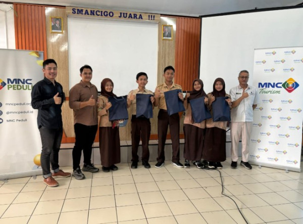 MNC Tourism & MNC Peduli Gelar CSR Edukatif di SMAN 1 Cigombong