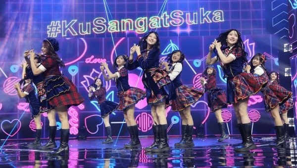 Spektakuler! HUT ke-36 RCTI Dimeriahkan Dewa 19, Vidi Aldiano hingga JKT48