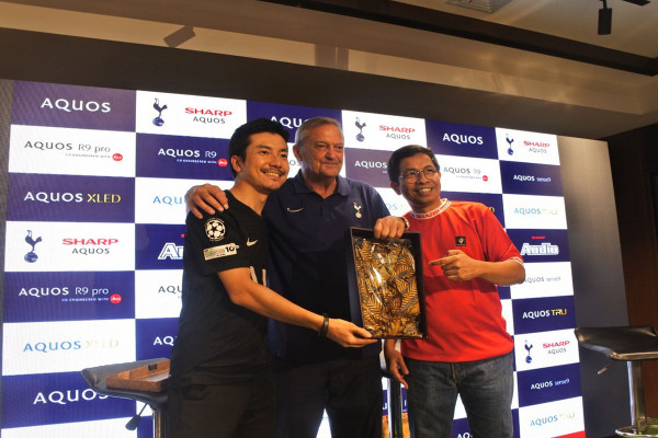 Nobar Man City vs Tottenham Dihadiri Legenda Gary Mabbutt