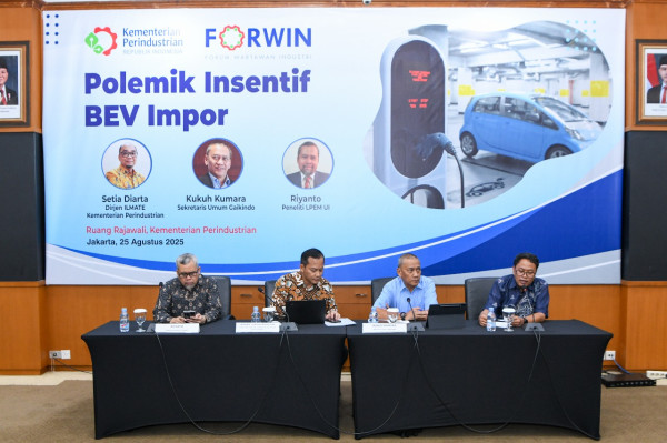 Babak Baru Industri EV Indonesia: Terapi Kejut Impor Berakhir 2025, Fokus Penuh Kini Beralih ke Produksi Lokal