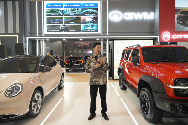 Duet Maut GWM Guncang Surabaya: Tank 300 Diesel untuk Sang Penakluk, ORA 03 untuk Sang Trendsetter