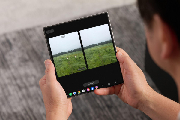 Lupakan Tour Guide & Tripod! Samsung Z Flip7 & Gemini bisa Jadi Asisten Travel Pribadi Tercanggih di 2025