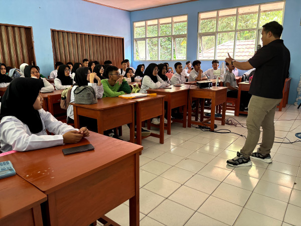 MNC Tourism dan MNC Peduli Gelar Edukasi Jurnalistik di SMAN 1 Caringin