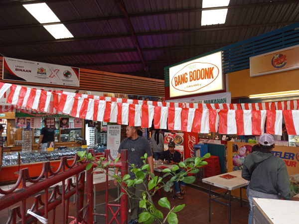 Suasana District Blok M usai Harga Sewa Melejit: Banyak Kios Tutup