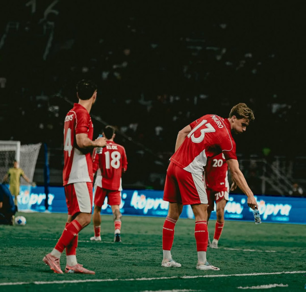 5 Potret Tampan Mauro Zijlstra, Striker Anyar Timnas Indonesia yang Curi Perhatian