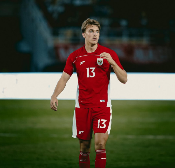 5 Potret Tampan Mauro Zijlstra, Striker Anyar Timnas Indonesia yang Curi Perhatian