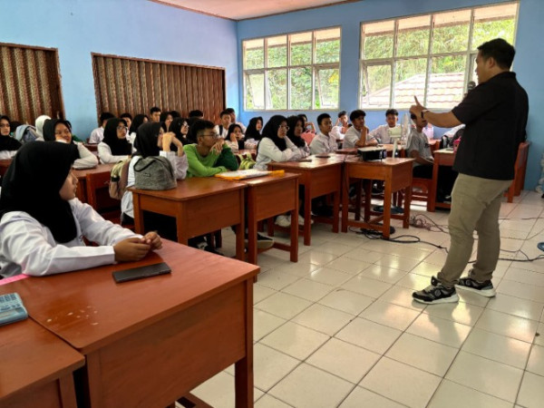 Program CSR Edukatif MNC Tourism Sukses Rangkai 3 Sekolah Sepanjang Agustus 2025