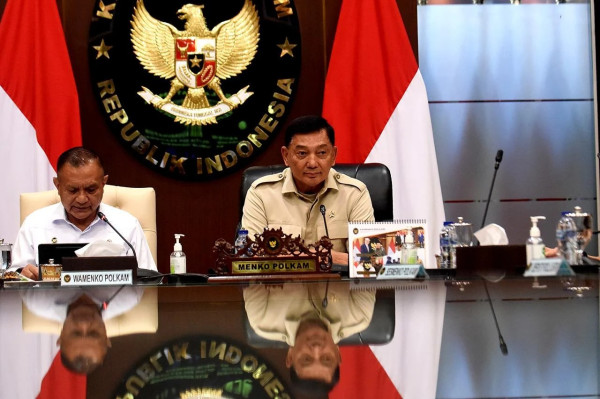 Misteri Pergantian Menko Polkam Jenderal (Purn) Budi Gunawan