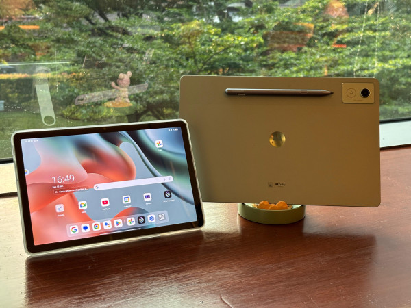 Raksasa yang Terlambat Bangun: Motorola Akhirnya Masuk Perang Tablet Indonesia dengan Seri Moto Pad 60