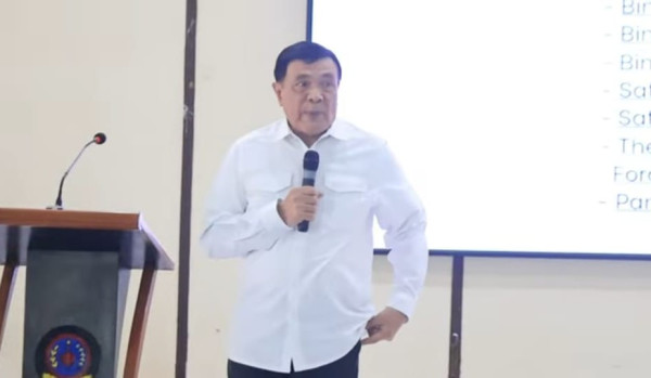 Mahfud MD hingga Djamari Chaniago Diisukan Jadi Menko Polkam