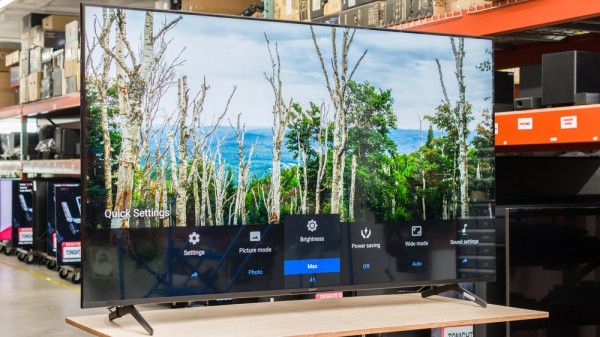 Rekomendasi 5 Smart TV di Atas Rp20 Juta yang Sesuai dengan Anggaran LKPP yang Akan Dibagikan Prabowo untuk 10 Ribu Sekolah