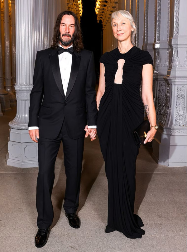 Keanu Reeves Diisukan Menikah dengan Alexandra Grant, Resepsi Disebut Digelar Tertutup