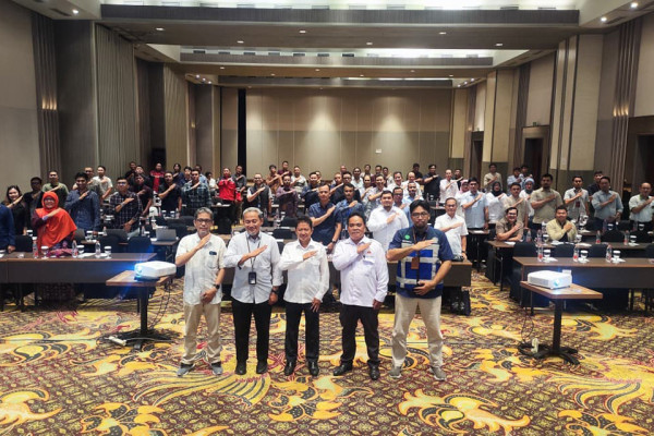 Pelindo Perkuat Transformasi Digital Lewat Pembaruan Aplikasi Phinnisi