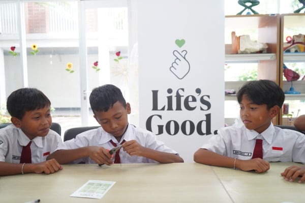 Bom Waktu Sampah Elektronik Mengancam, LG Ajak Siswa SD Jadi Pahlawan Lingkungan