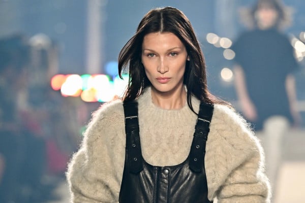 Konsisten Bela Palestina, Bella Hadid Rela Kehilangan Karier demi Kemanusiaan