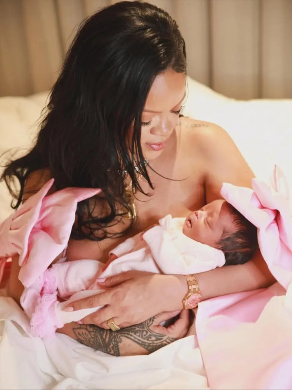 Rihanna Melahirkan Anak Ketiga, Namanya Rocki Irish Mayers