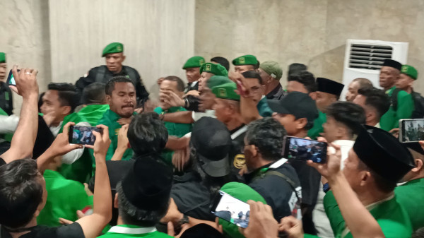 Muktamar PPP Ricuh, Kader Adu Jotos hingga Lempar Kursi