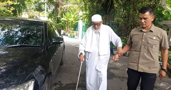 Abu Bakar Ba'asyir 20 Menit di Rumah Jokowi: Saya Hanya Menasihati