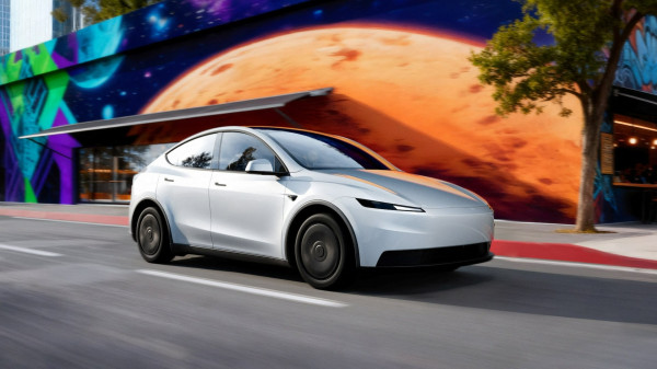 Perbandingan Tesla Model Y & 3 Standar 2025 vs Hyundai Ioniq 5