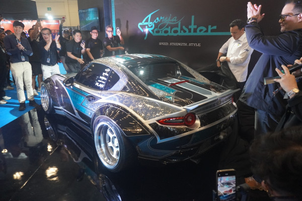 Parade Mobil Gila di IMX 2025: Hilux Rangga 300 PS Fitra Eri hingga Aventador Sultan Raffi Ahmad