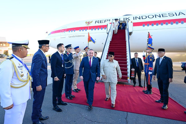 Tiba di Kairo, Prabowo Hadiri KTT Sharm El-Sheikh untuk Perdamaian Gaza