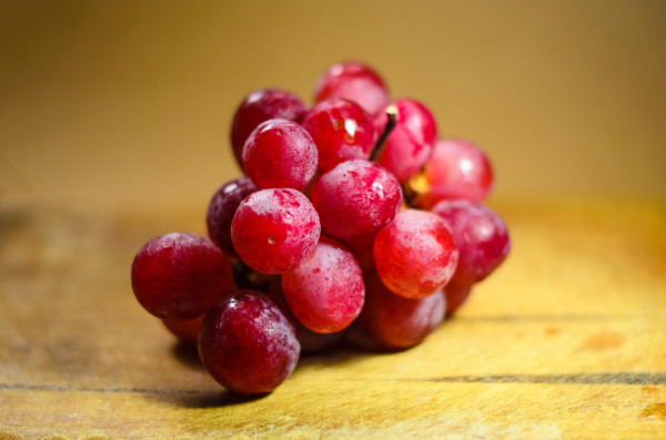 Dari Tomat hingga Stroberi, Ini 5 Buah Merah Penyelamat Jantung Anda