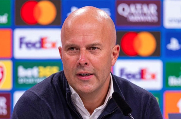5 Pelatih Liga Inggris Terancam Dipecat: Nomor 1 Arne Slot Ditendang Liverpool?