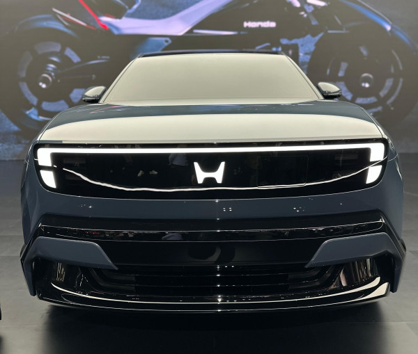 Terungkap! Mobil Listrik Honda 0 Alpha Bakal Pakai Baterai Buatan Indonesia!