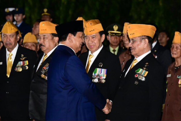Hari Pahlawan, Prabowo Kenang Pertempuran 10 November 1945 di Surabaya